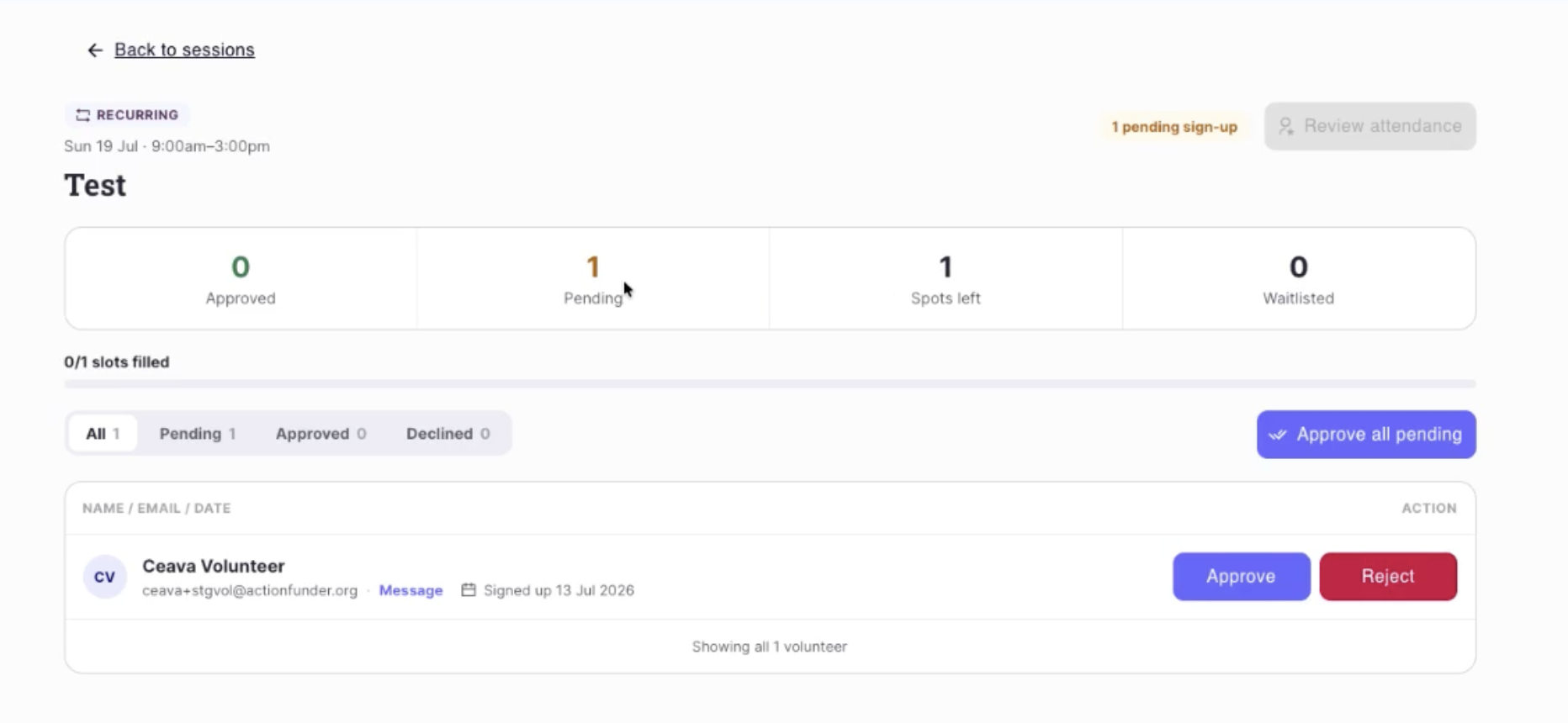 Session screen showing a pending volunteer signup with Approve and Reject buttons